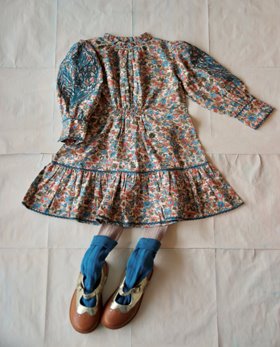 [BONJOUR] New dress with long cuff and embroiedry /Small Blue flowers print